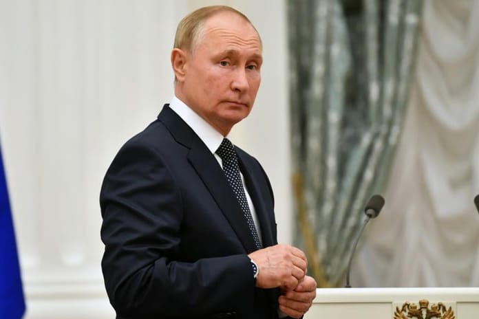 AB Rus diplomatların hareketlerini kısıtlama planını değerlendiriyor