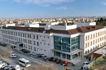 İstanbul'da hastanede rüşvet iddianamesi: Doktor ve çalışanlar hakkında dava açıldı