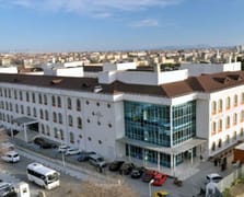 İstanbul'da hastanede rüşvet iddianamesi: Doktor ve çalışanlar hakkında dava açıldı