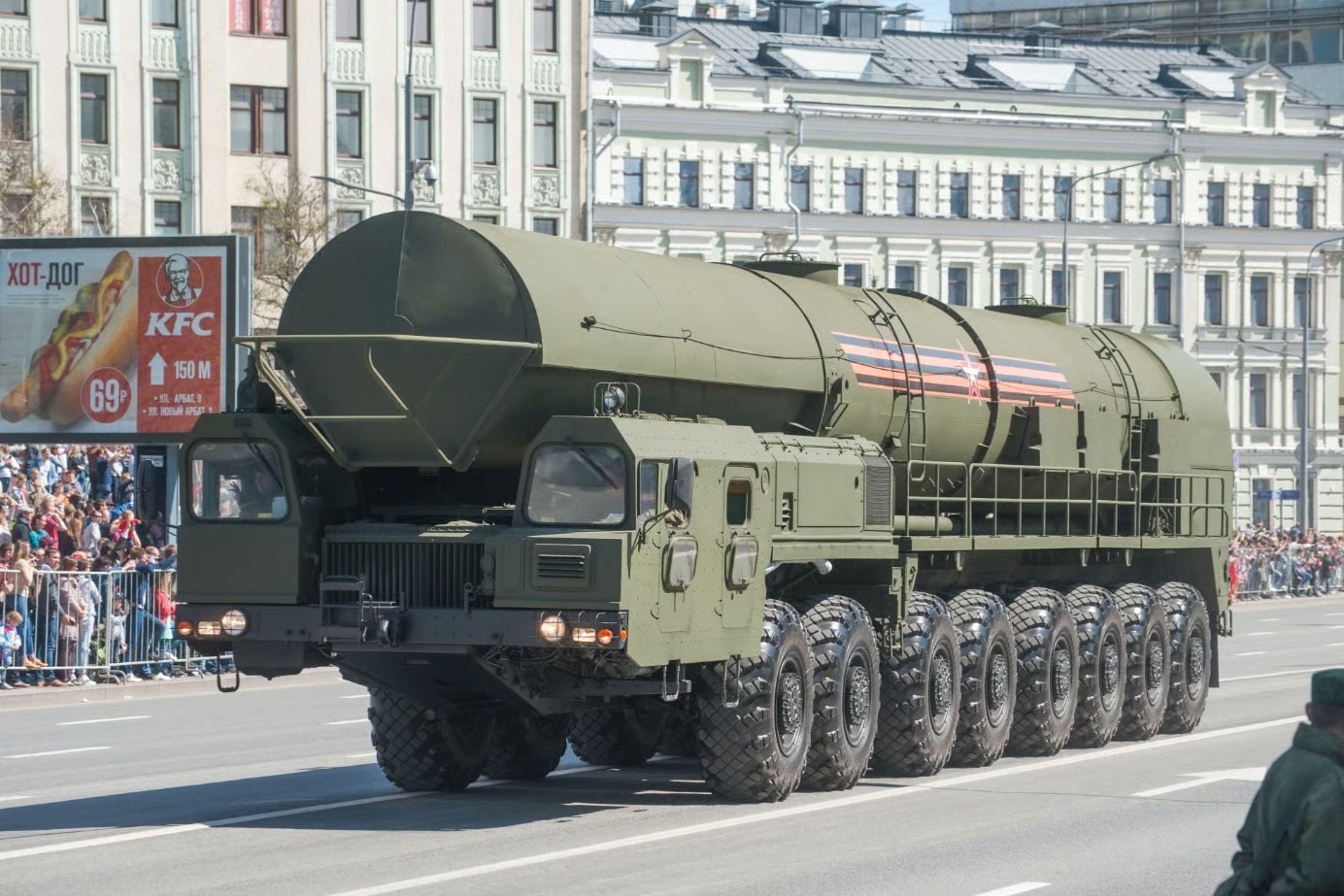 Rusya'dan Putin'in Çin ziyareti öncesi 65 bin askerle nükleer tatbikat