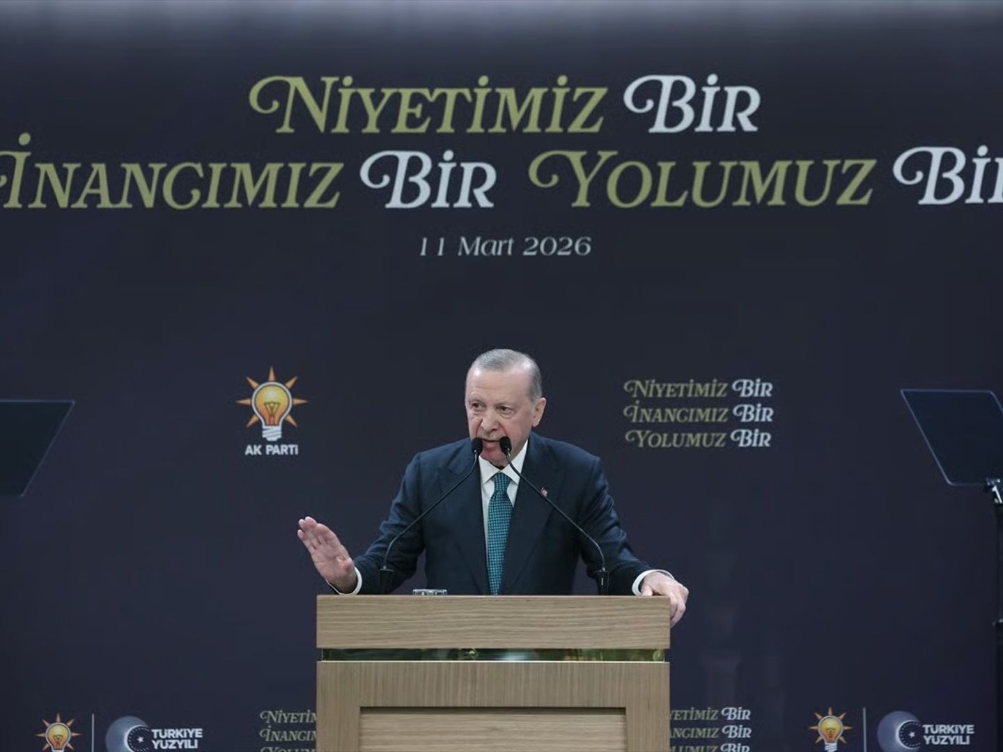 Cumhurbaşkanı Erdoğan'dan eski milletvekilleri iftarında "Barış ve Birlik" mesajı
