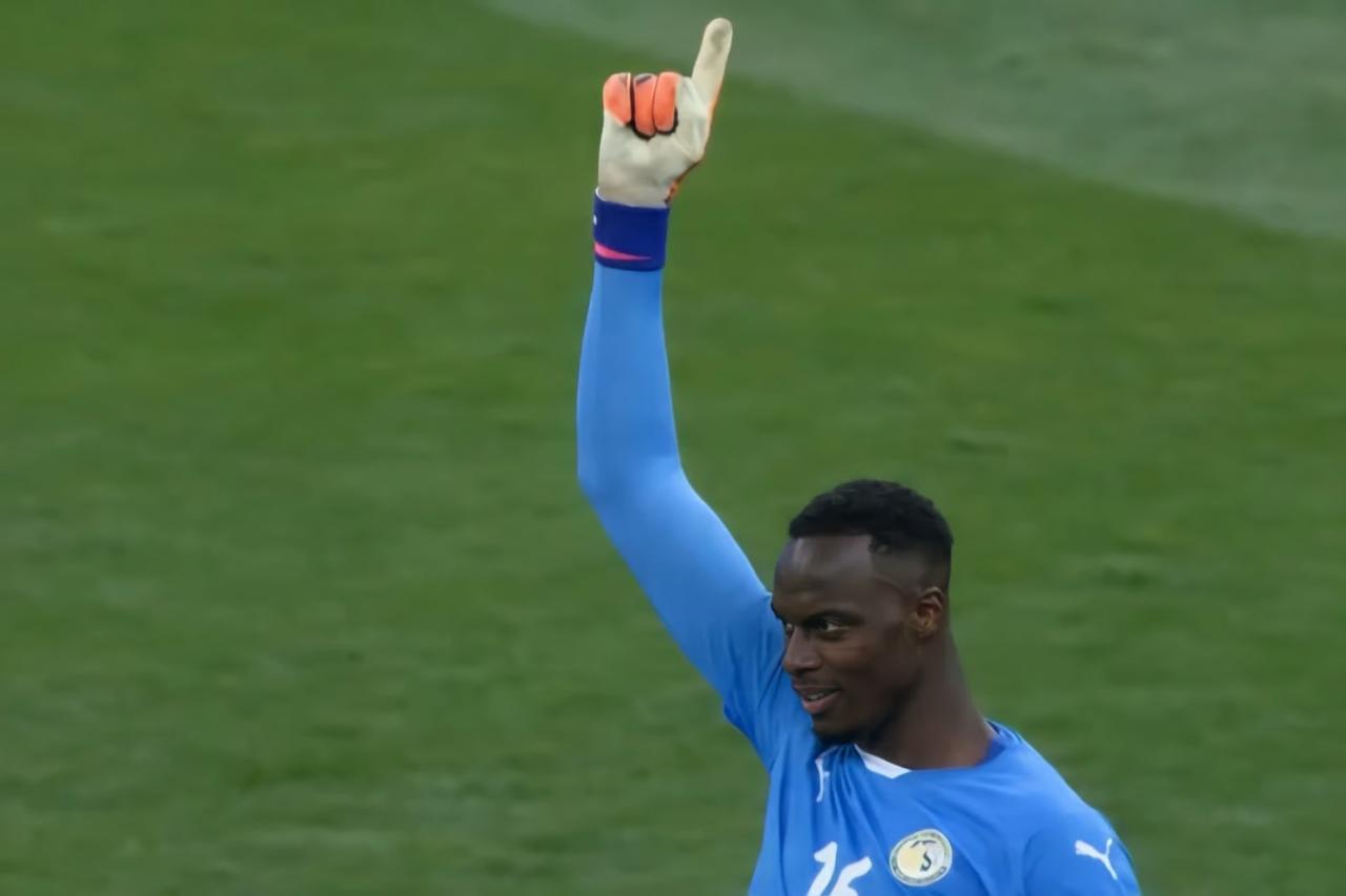 Afrika futbolundan tarihe not: Yukarıda Allah var!