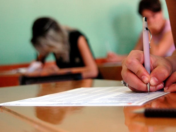 Bursluluk sınavı başvuru nereden yapılır? MEB ile İOKBS - bursluluk sınavı başvuru şartları nelerdir?