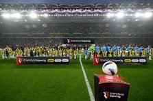 Fenerbahçe-Trabzonspor rekabetinde 138. randevu: Fenerbahçe'nin yeni transferleri, Trabzonspor'un galibiyet hedefiyle karşılaşıyor