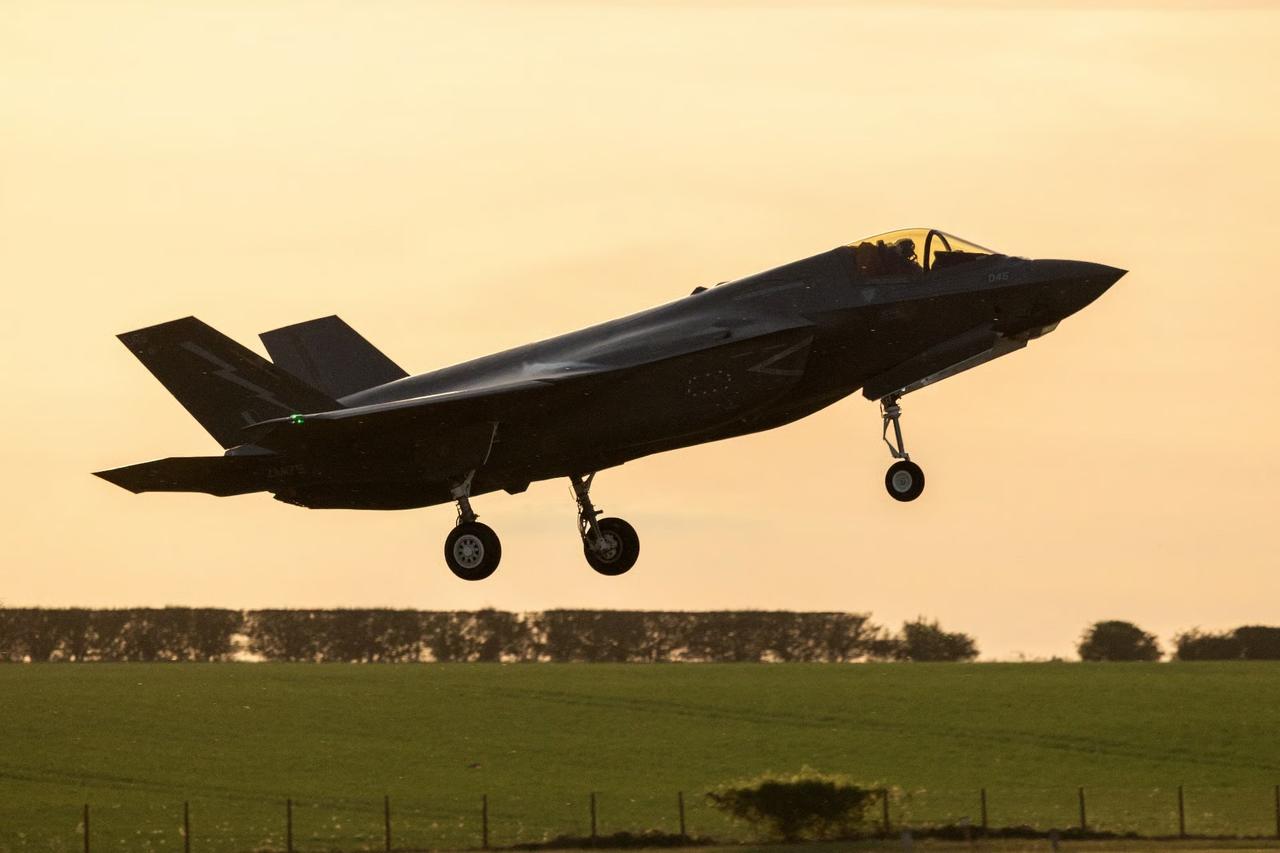 Birleşik Krallık ilk F-35B tedarik sürecini tamamladı