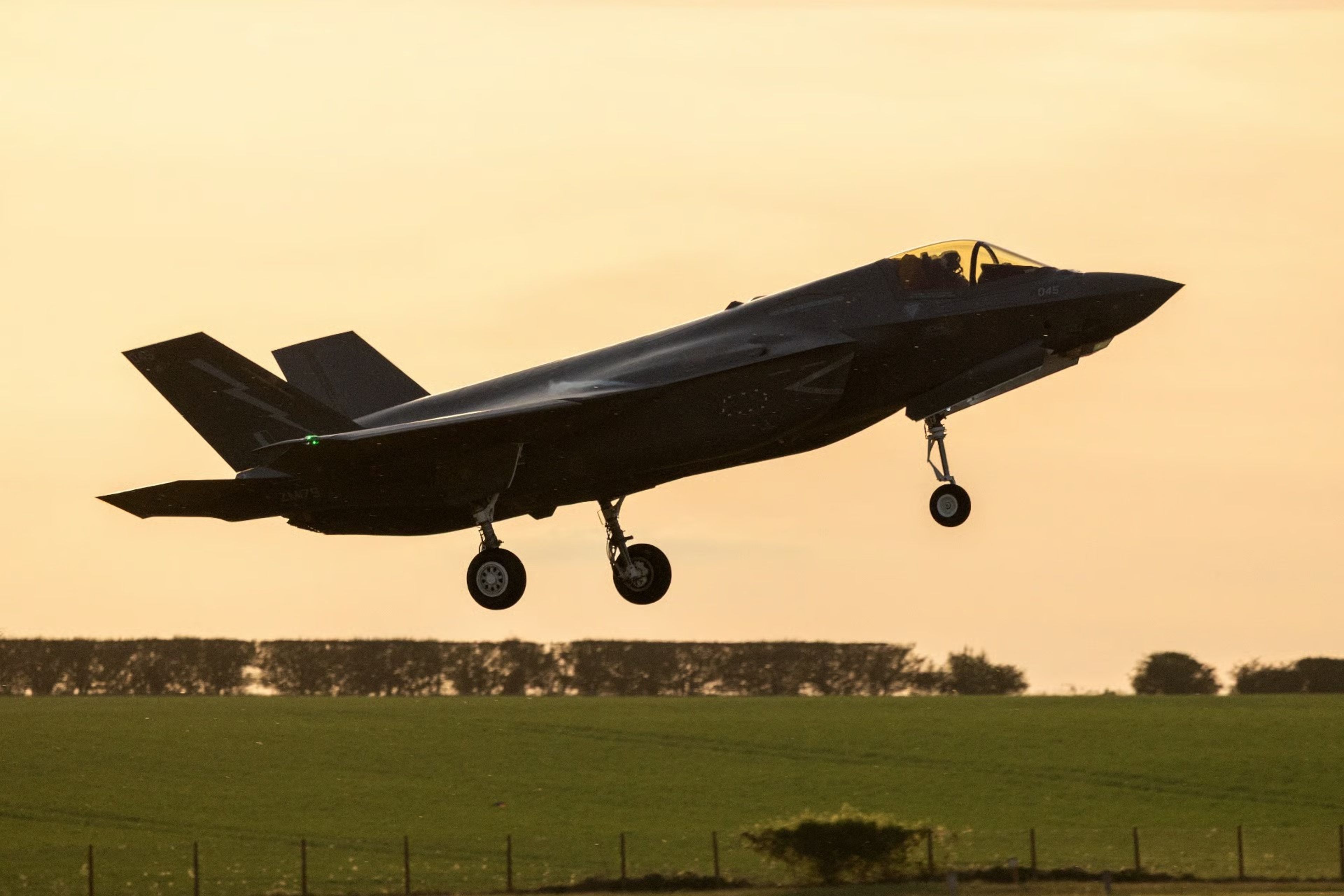 Birleşik Krallık ilk F-35B tedarik sürecini tamamladı
