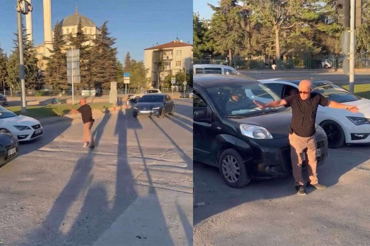 Trafik yoğunluğu oluştu, araçların geçişini yönlendirmeye çalıştı