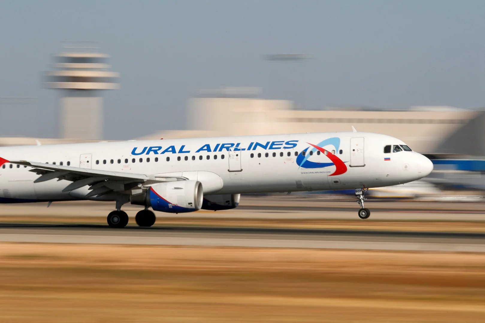 Russia Turns to Vietnam for Passenger Jets