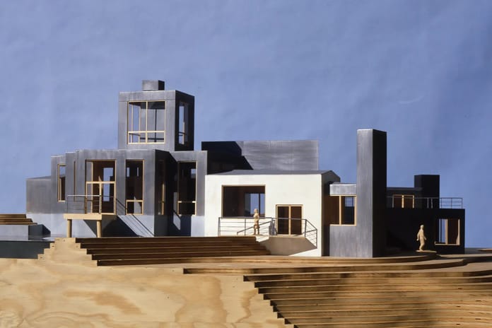 Heykelsi tasarımlar ve küresel ikonlar