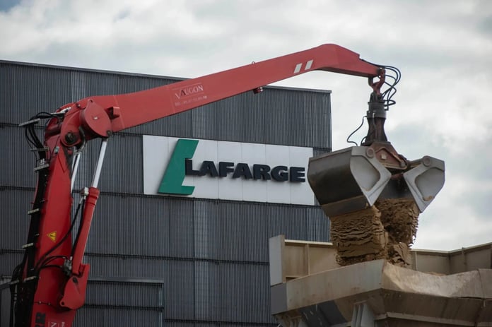 Lafarge davasında itiraf: "Fransız istihbaratı DEAŞ'ı finanse edenlerle yakın ilişkideydi"