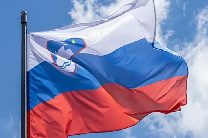 Slovenya'da NATO'dan ayrılmak için referandum çağrısı