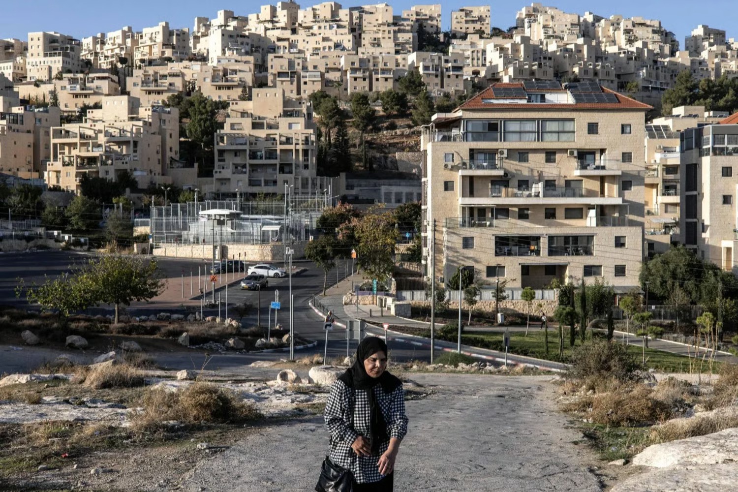 UK Condemns Israeli Cabinet Move to Expand West Bank Control