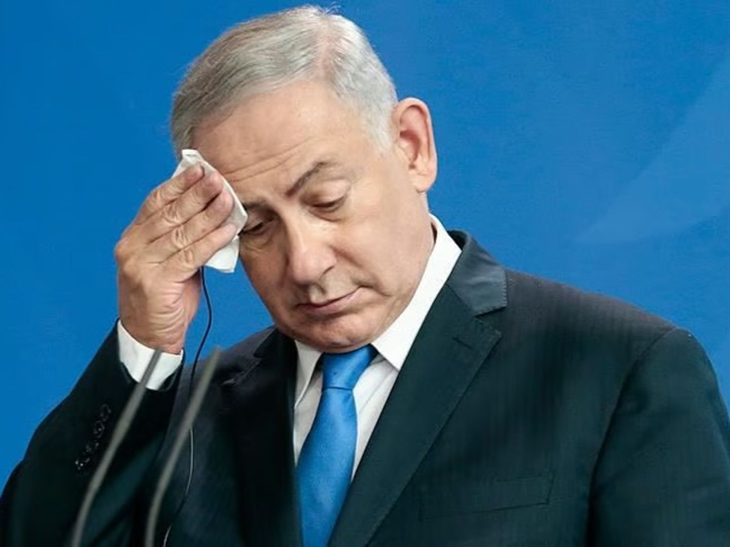 Netanyahu'nun koalisyonu artık azınlık hükümeti