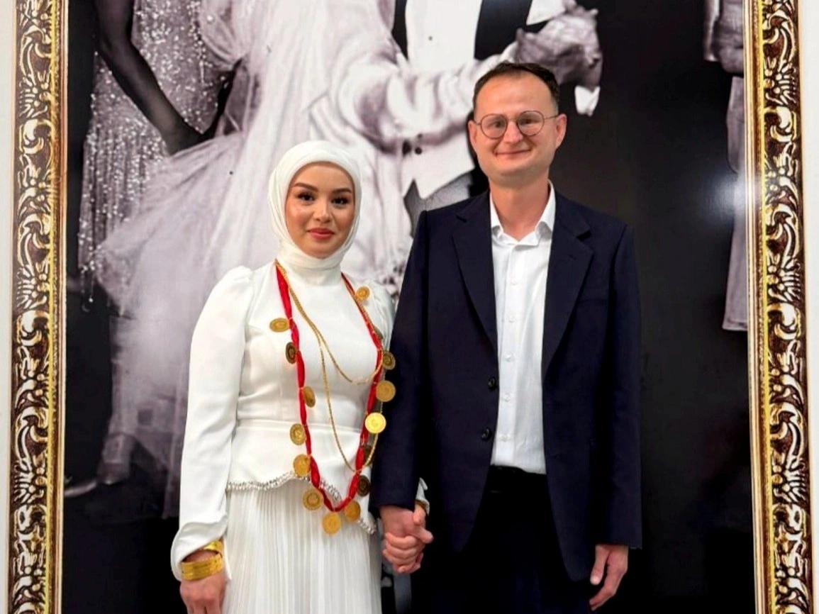 Düğün sonrası milyonlarca liralık takılarla kaçtı