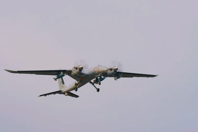 Bayraktar AKINCI TİHA, TEBER-82 kanatlı güdüm kitiyle ilk atış testini başarıyla tamamladı