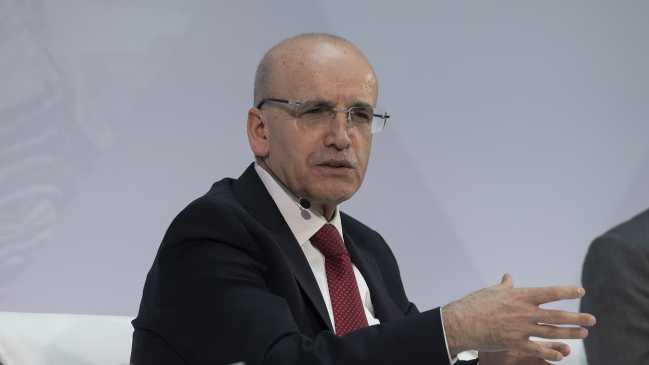 Bakan Şimşek'ten büyüme verileri ile ilgili açıklama!