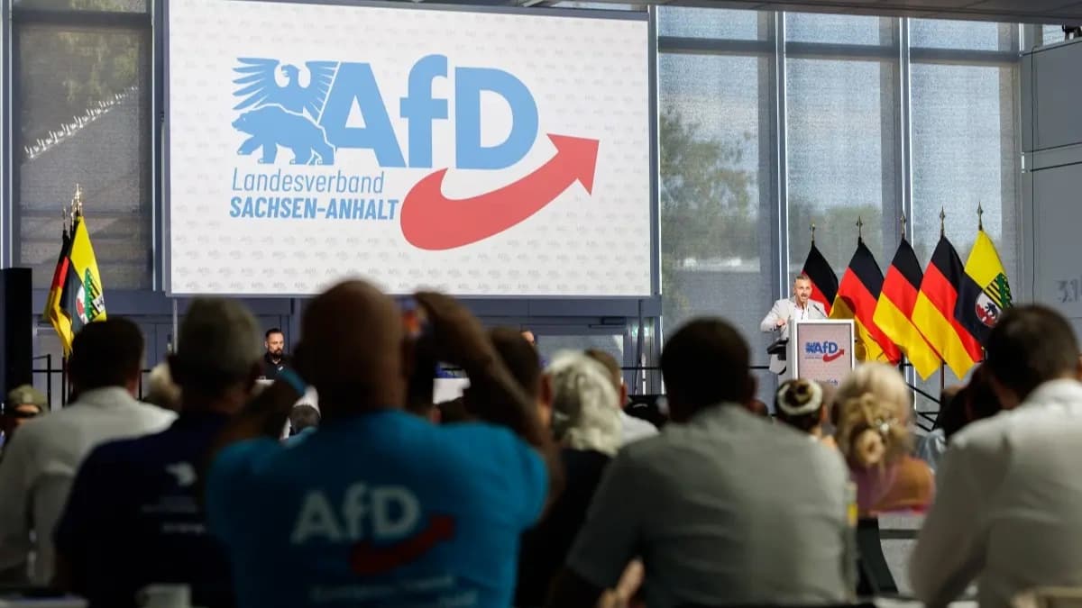 Almanya’nın doğusunda AfD açık ara önde