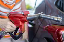 Motorin-Otogaz-Benzin fiyatları ne kadar, zam-indirim var mı? 18 Ekim güncel akaryakıt fiyatları