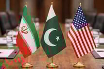 Pakistan heyeti mesaj alışverişi için İran'da