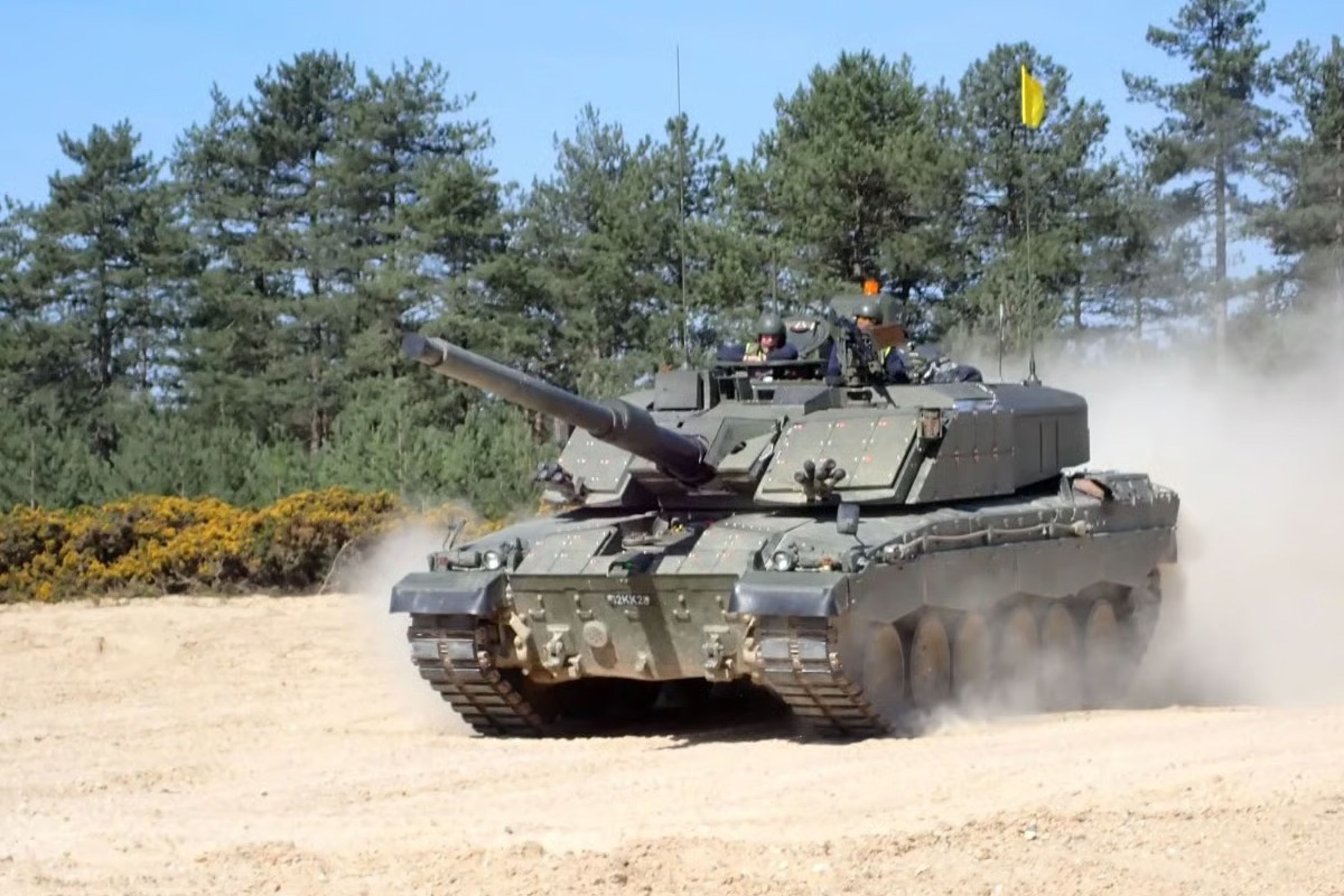Birleşik Krallık’ın Challenger 3 tankı kritik test aşamasını geçti