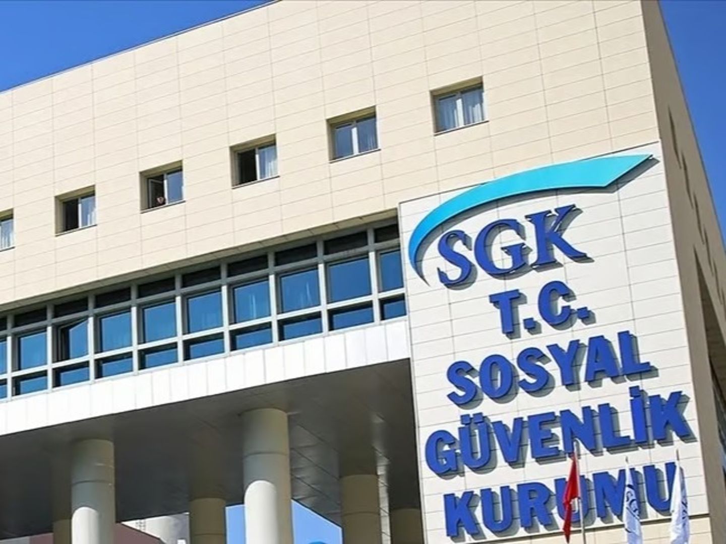 Meclis'ten geçen yeni ekonomi paketinde SGK detayı: Borç taksit süreleri uzatıldı!