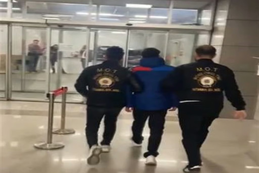 Bayrampaşa'da sopa ile 16 yaşındaki çocuğa saldırı