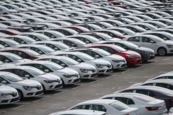 Türkiye Araç Parkı 33,3 Milyonu Aştı: Kasım’da otomobil ve gri genk lider