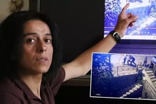 ‘Neden bizi şikayet ettin’ deyip tekerlekli sandalyedeki engelli kadını darbettiler