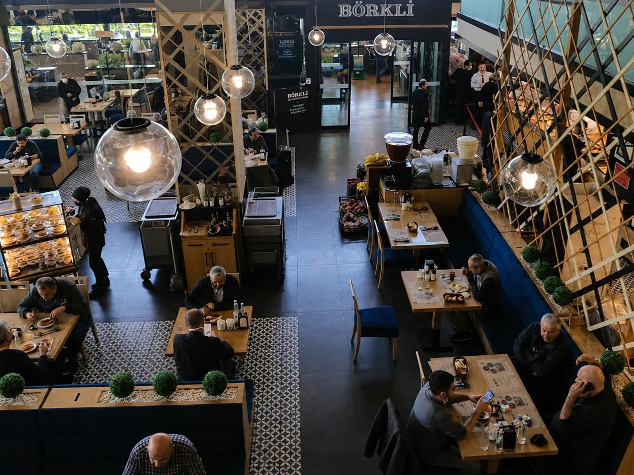 Kafe ve restoranlara evcil hayvan yasağı taslağı gündemde!