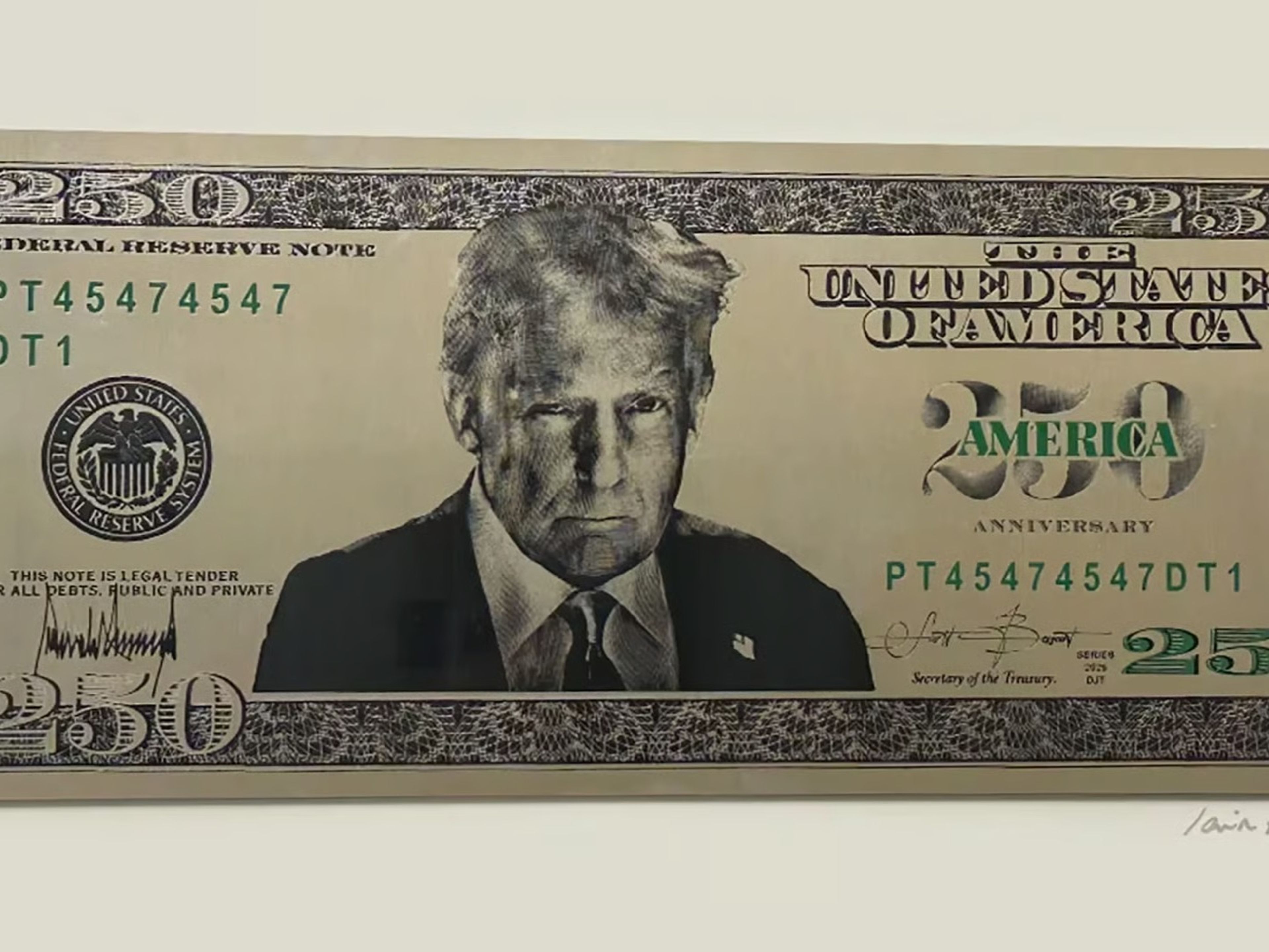  Trump portreli 250 dolarlık banknot için gizli baskı!