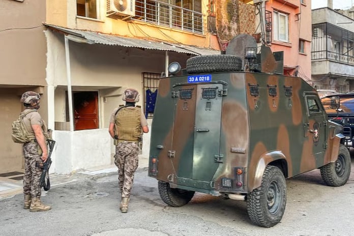 Dışişleri Bakanlığı FETÖ yapılanmasına operasyon: 6 ilde 10 gözaltı 