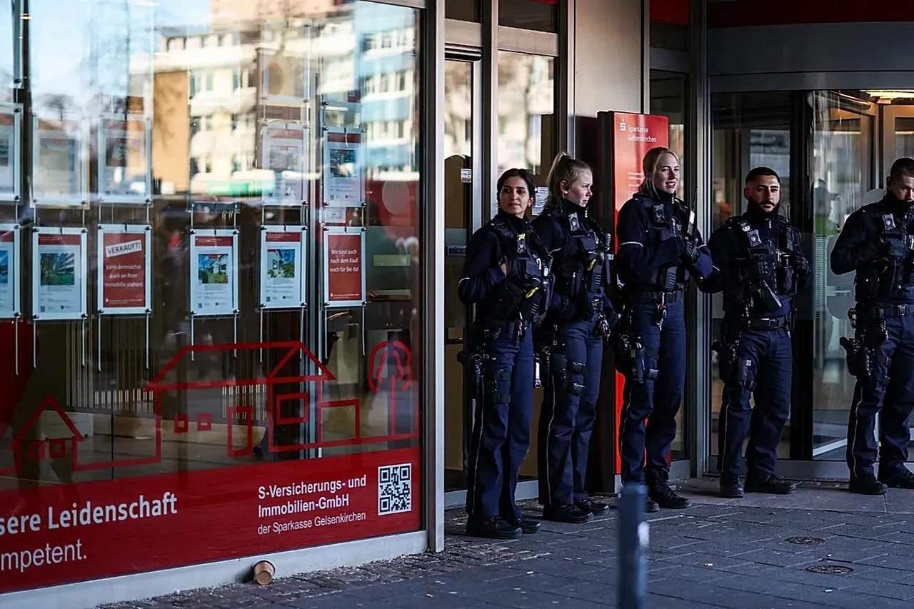 Almanya'da 30 milyon euroluk banka soygunu
