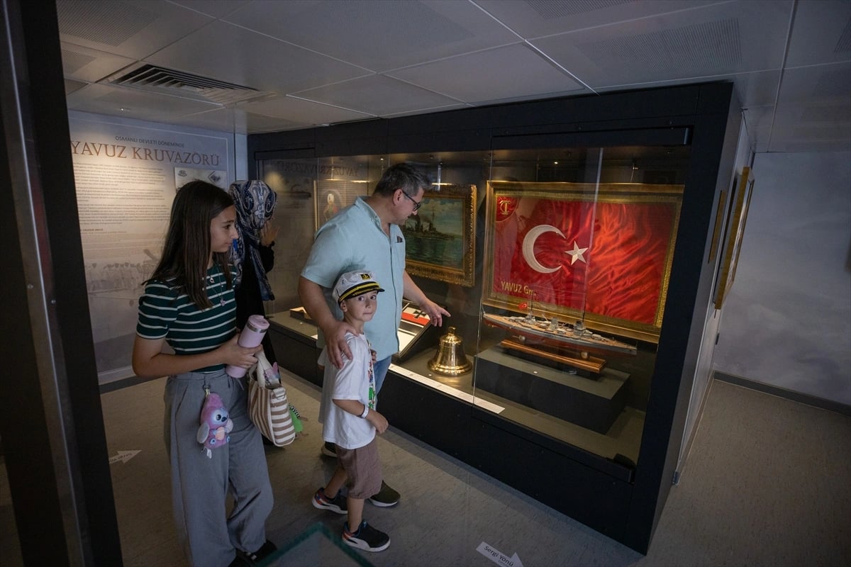 TCG Yavuz'un yeni görevi gelecek nesillere denizciliği sevdirmek