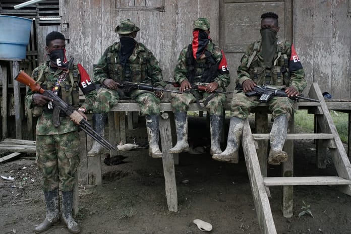 Kolombiya'da 72 saatlik silahlı grev krizi