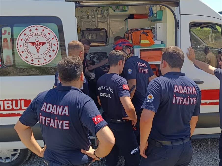 Yangın söndürme uçağı düştü