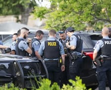 Minnesota'da polis kılığında suikast