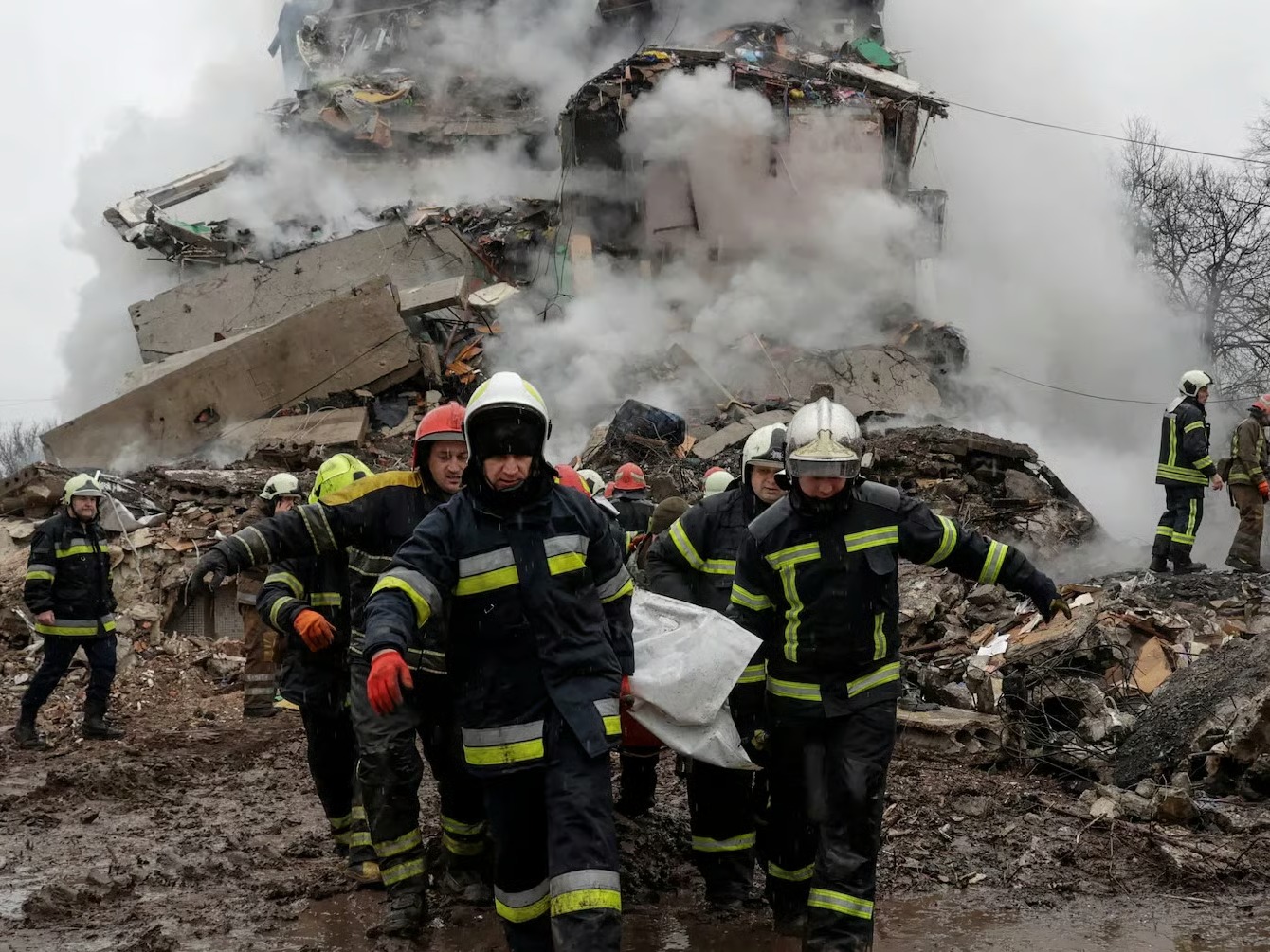Russian Strike Kills Five in Ukraine's Samarsky Region