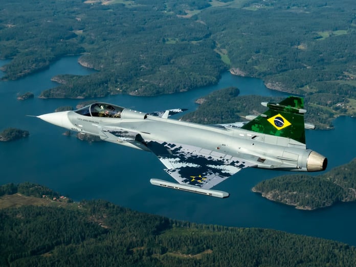 Brezilya’ya savaş uçağı teslimatı devam ediyor