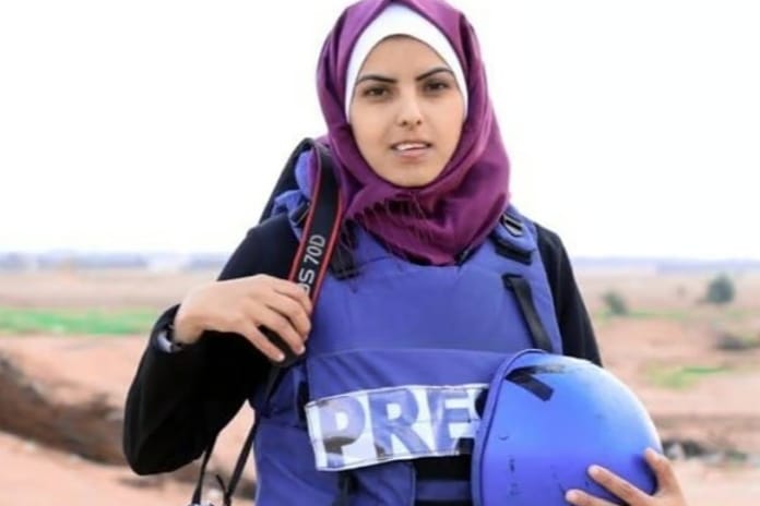 Gazze'de katledilen gazetecinin oğluna vasiyeti