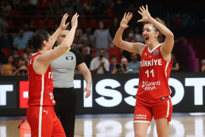 A Milli Kadın Basketbol Takımı, EuroBasket gruplarına damga vurdu: En çok ribaunt alan ve en iyi şut atan takım
