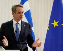 Yunanistan Başbakanı Miçotakis 1975 anayasasının değiştirileceğini açıkladı