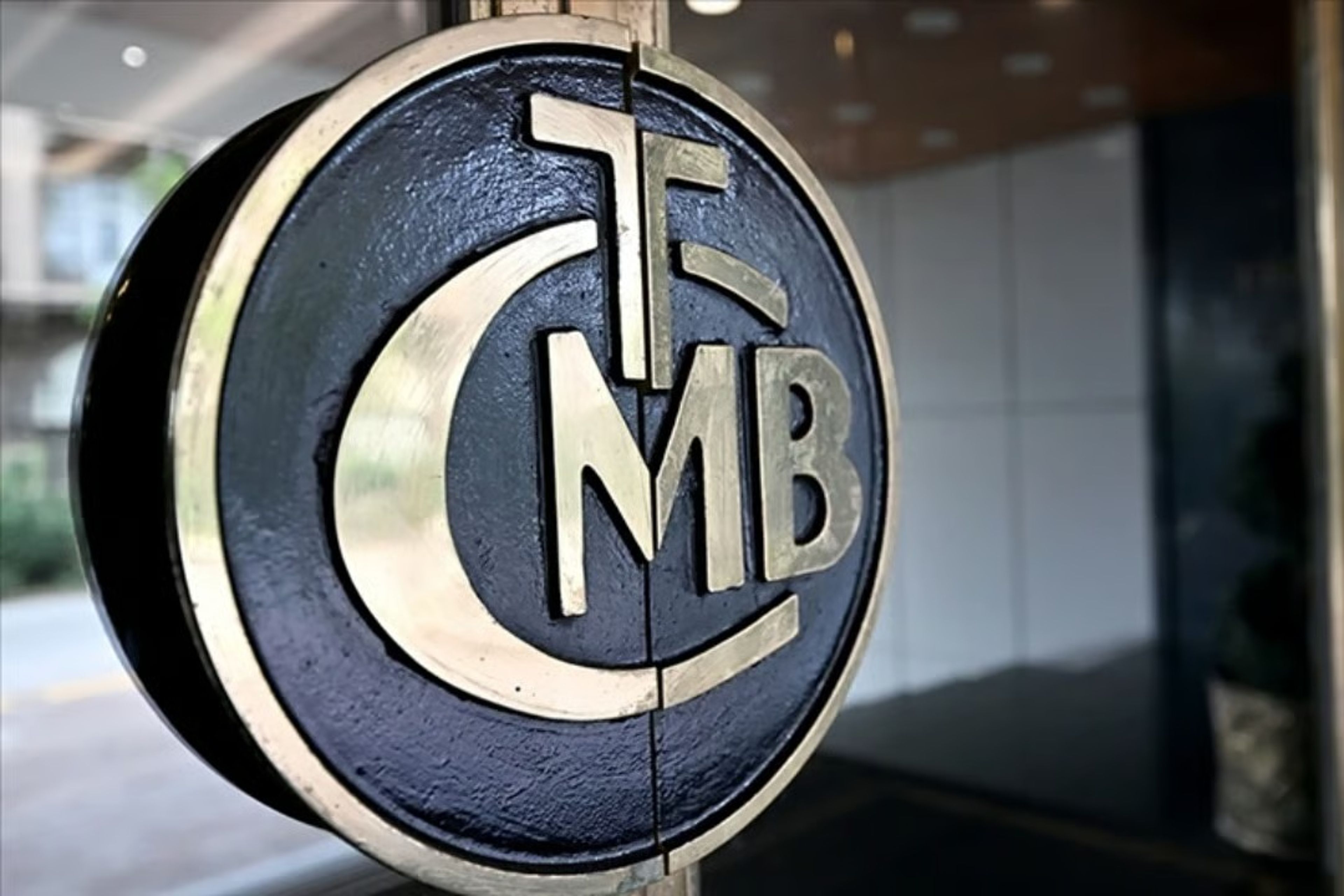 Bankacılık sektörünün mevduatı azaldı