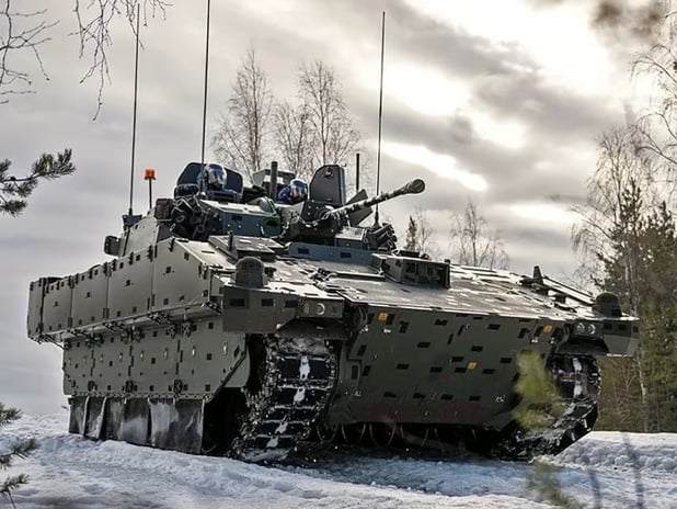 İngiliz Ordusu, AJAX zırhlı muharebe araçlarını 3 keşif alayına ve zırhlı tiplere dağıtıyor