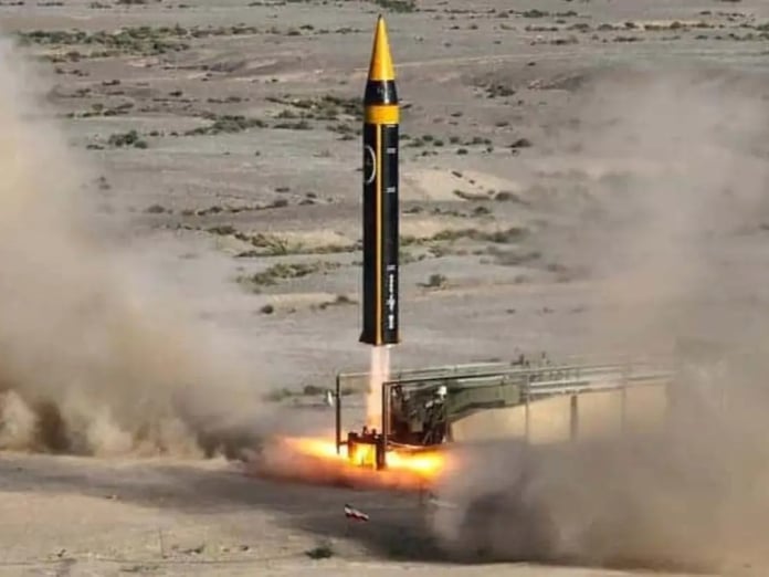 İran ABD-İsrail harekâtının ilk gününde 315 füze ve 294 İHA fırlattı