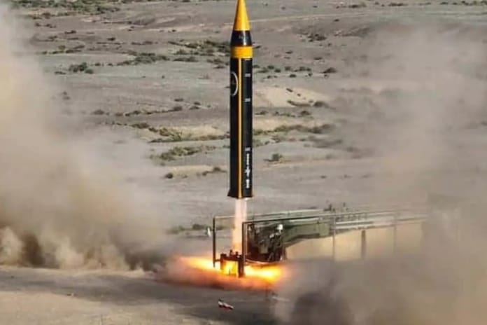 İran ABD-İsrail harekâtının ilk gününde 315 füze ve 294 İHA fırlattı