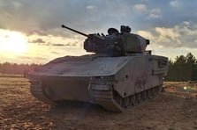 Letonya, 42 adet HUNTER zırhlı muharebe aracı için anlaşma imzaladı