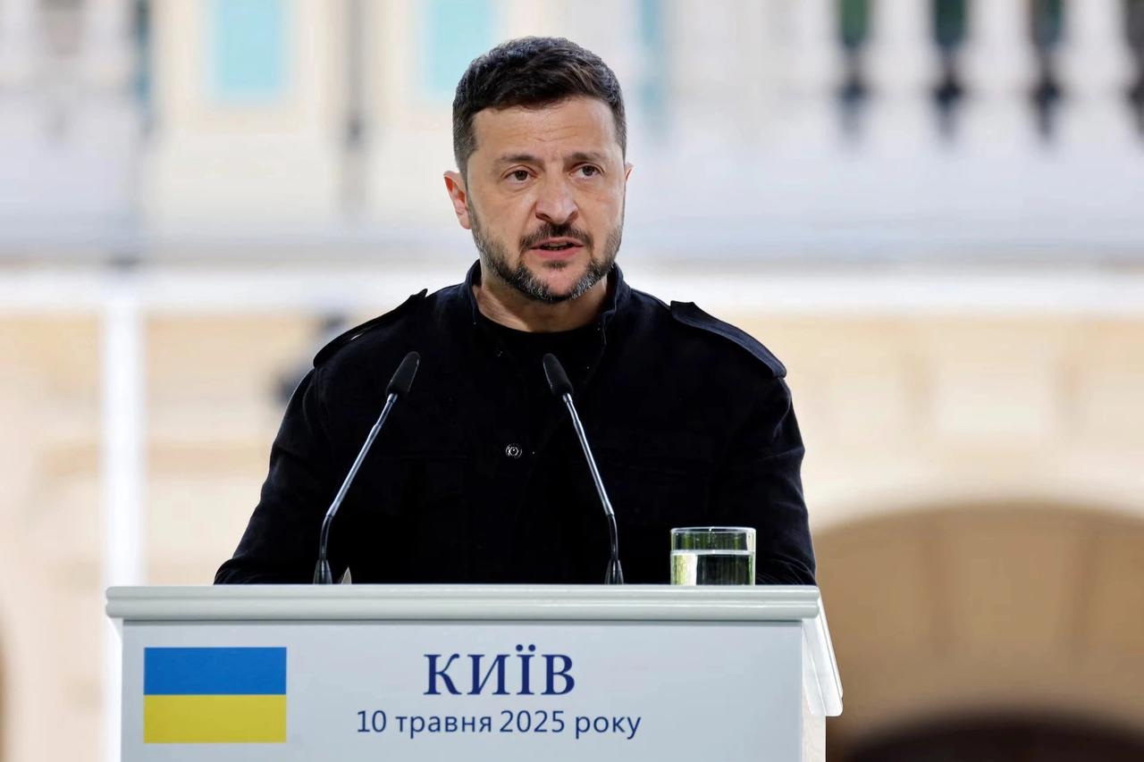 Zelenskiy: Rus hava sahası sivil uçaklara değil Ukrayna İHA'larına ait olacak