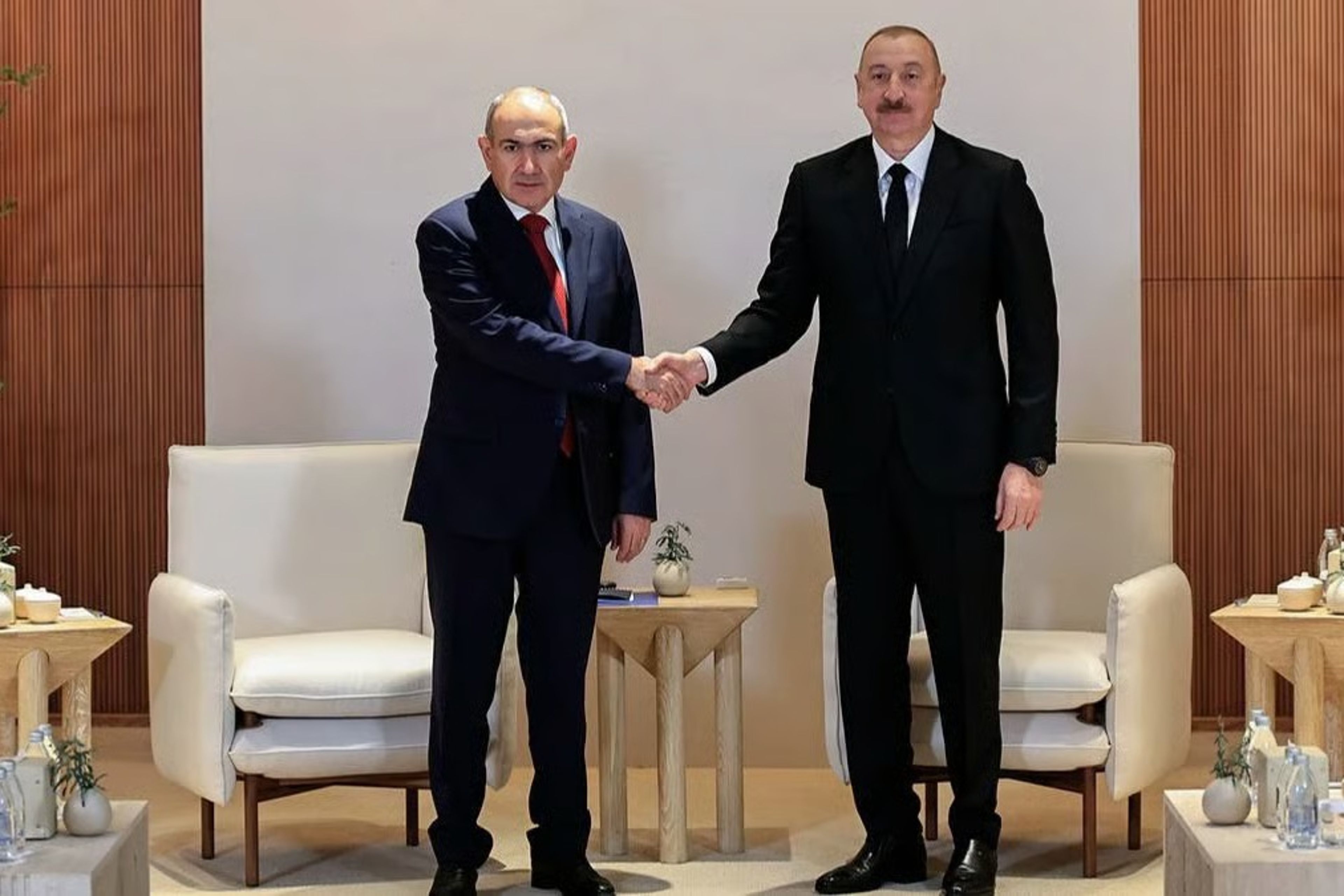 Azerbaycan-Ermenistan normalleşmesi ticaretin önünü açtı