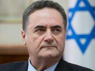 Israeli Defense Chief Vows No Withdrawal From Neighbours