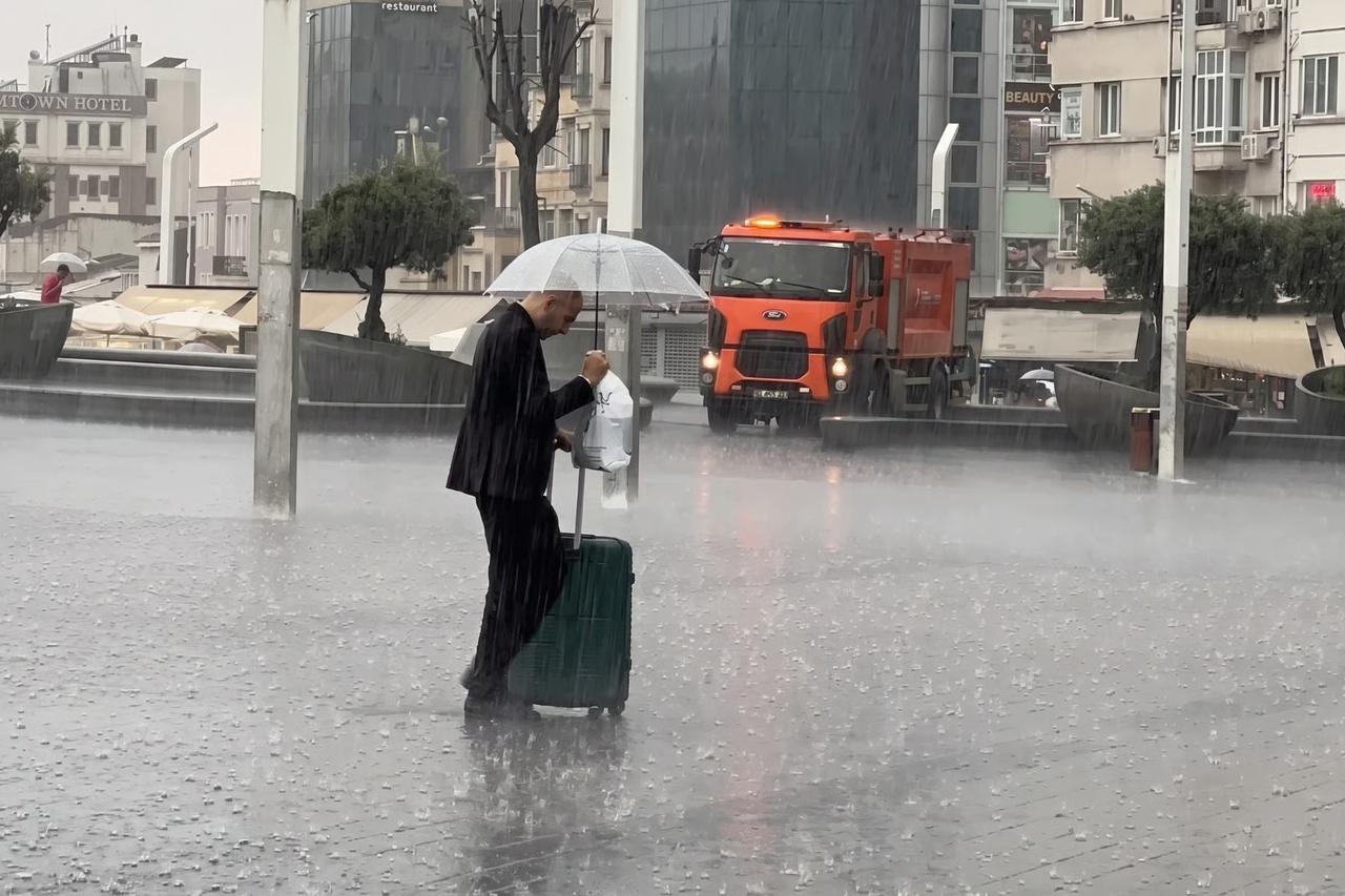 Meteoroloji'den sağanak yağış uyarısı